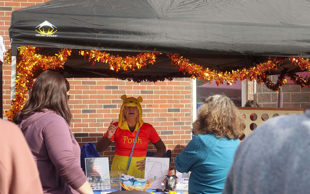 2028-10-19_Pumpkin-Harvest-Festival_Edited_Blog_Ours-14.jpg 2028-10-19_Pumpkin-Harvest-Festival_Edited_Blog_Ours-14.jpg