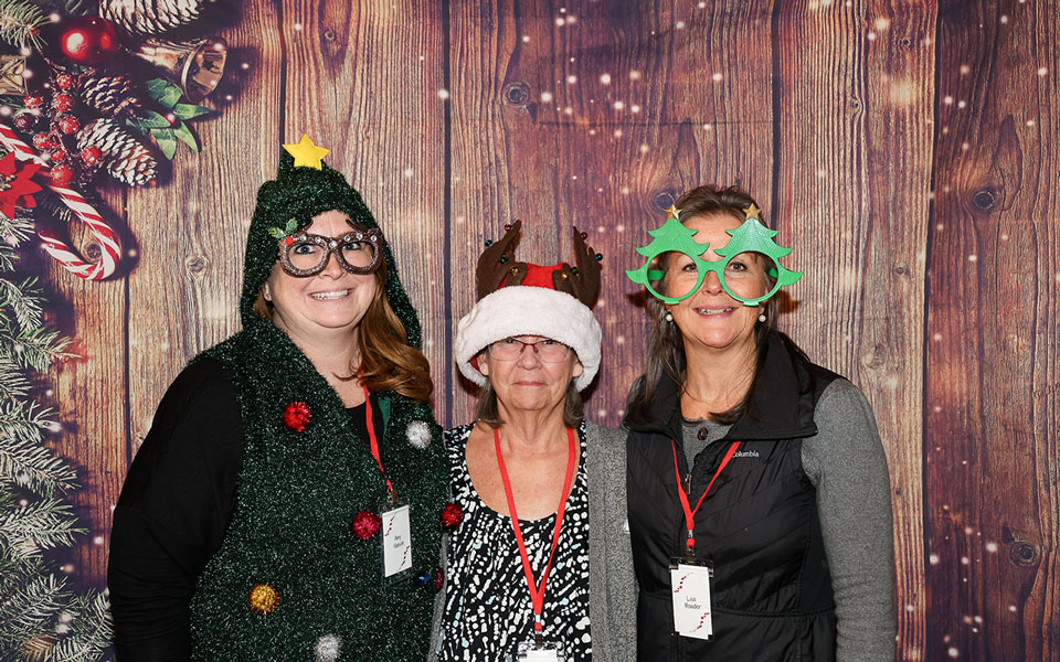 HolidaySocial_December2024_Blog5-(1).jpg HolidaySocial_December2024_Blog5-(1).jpg
