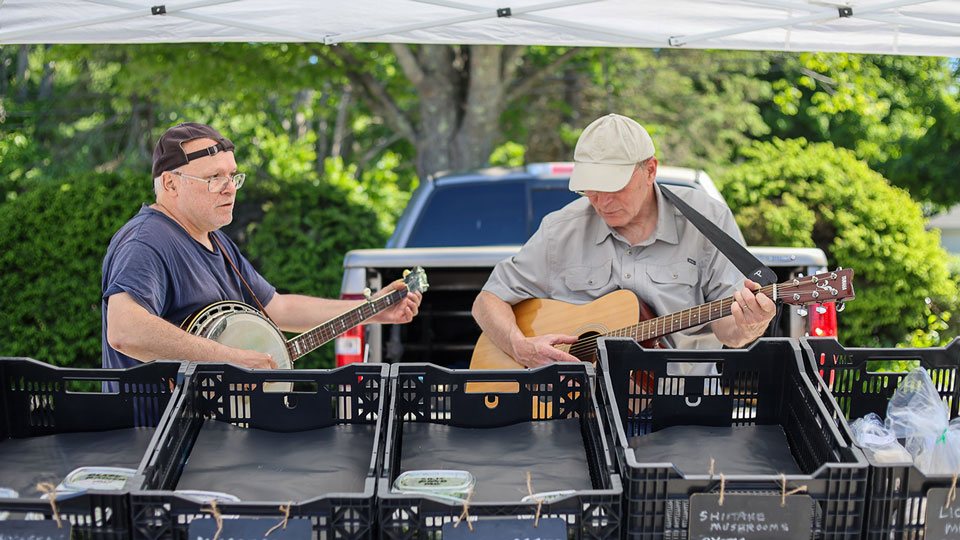 FarmersMarket_Saco_June2024_Blog3.jpg